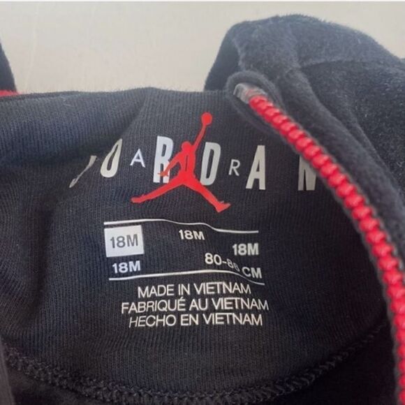 Nike Jordan Air Baby Black/Red Full Zip Velour Tricot zip up Size 18m - Picture 3 of 7